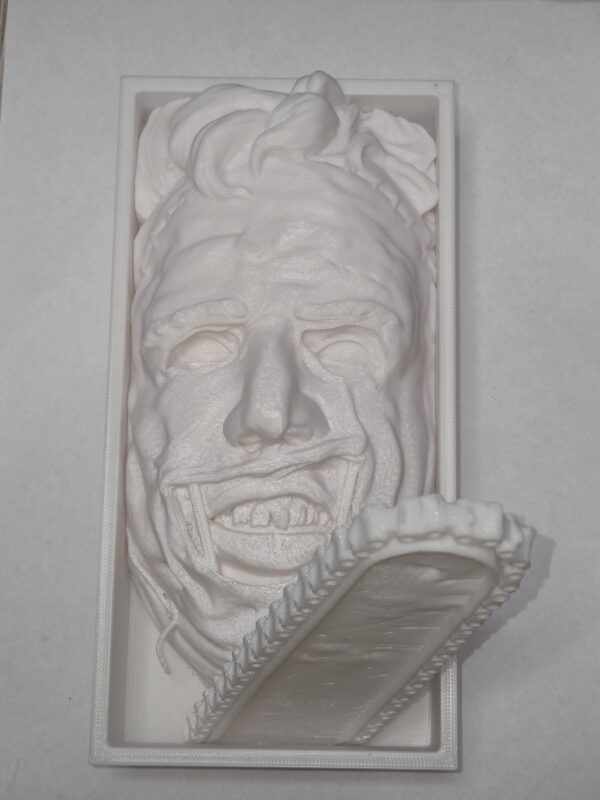 20251019_110627 Horror Muurlijst Leatherface (Texas Chainsaw Massacre)